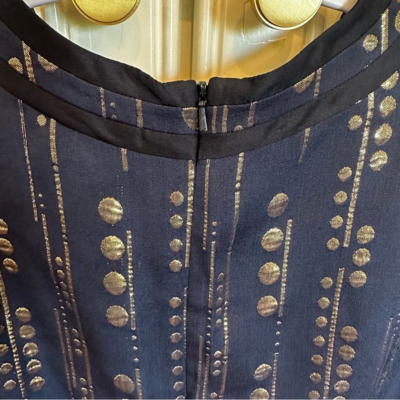 Tory Burch Women’s Navy Gold Metallic Silk Shift Dress Knee Length Cocktail SZ 8 - Picture 7 of 8